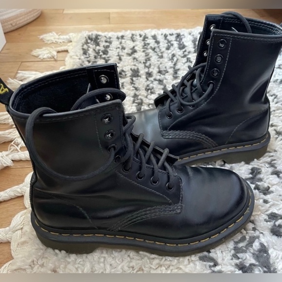 Dr. Marten’s 1460 Smooth Leather Combat Boots - Picture 3 of 3